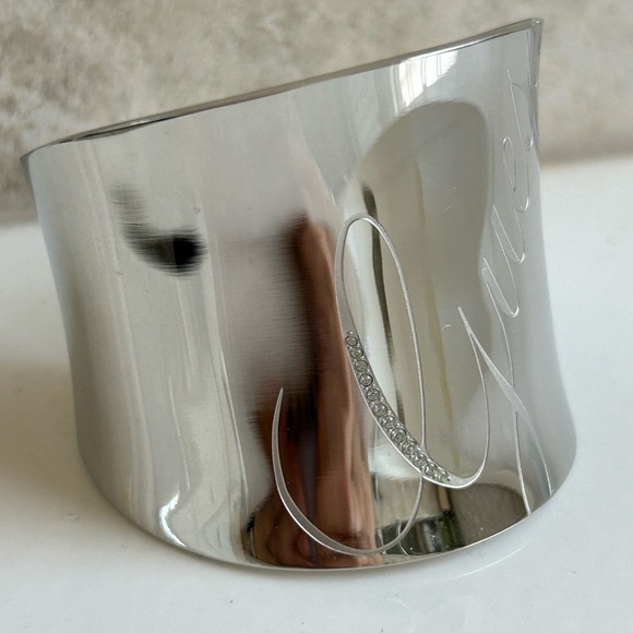 Cuff bracelet Guess & Swarovski Stainless Steel - Picture 7 of 15
